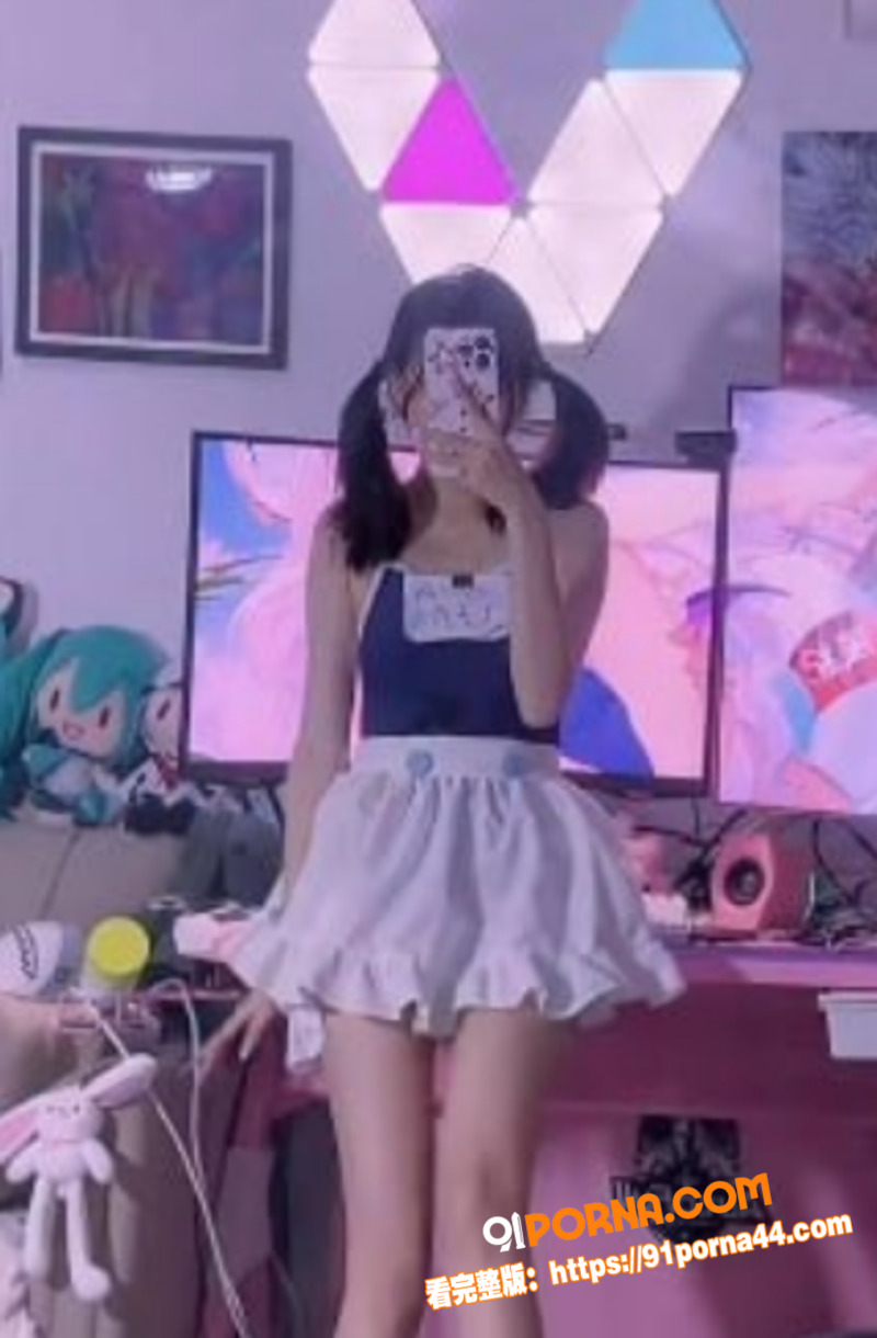抖音萌妹 晗堡包 私拍曝...（1）